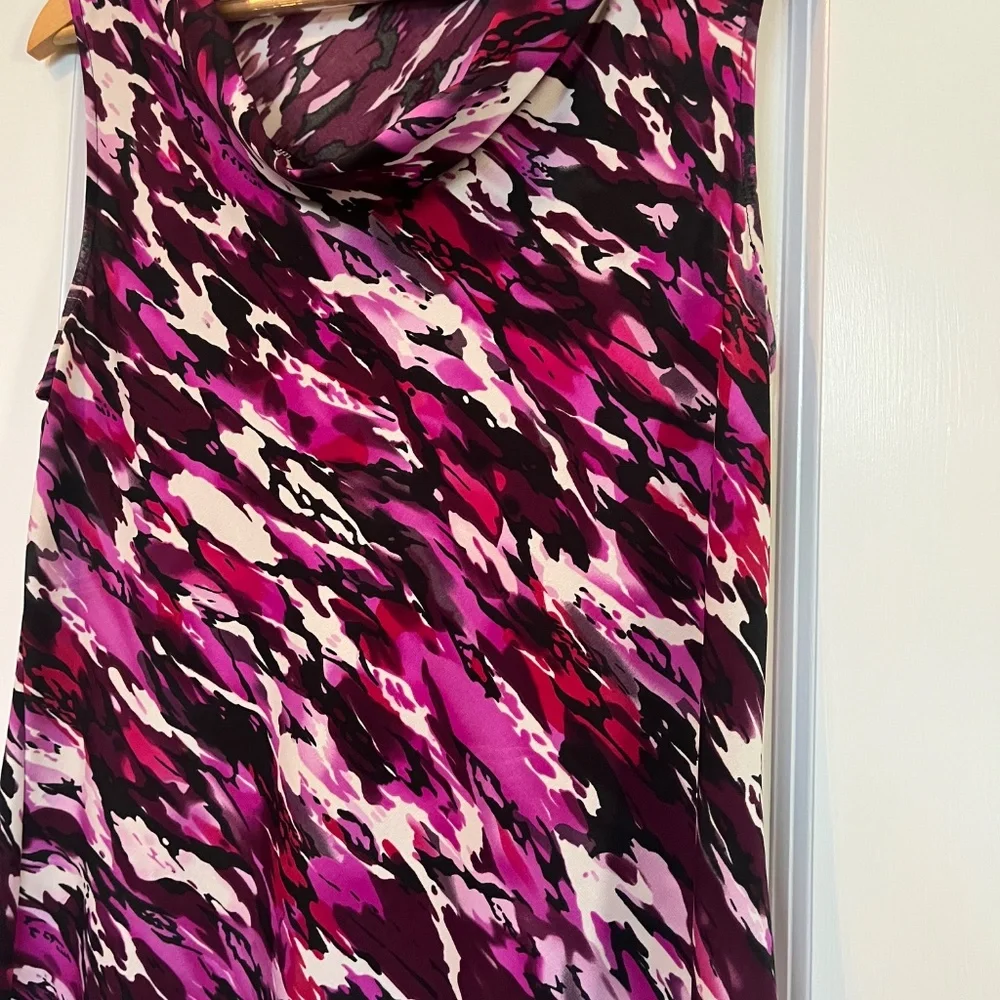 Tahari Arthur S. Levine Sleeveless Abstract Print Blouse Purple Size Medium - Picture 3 of 10